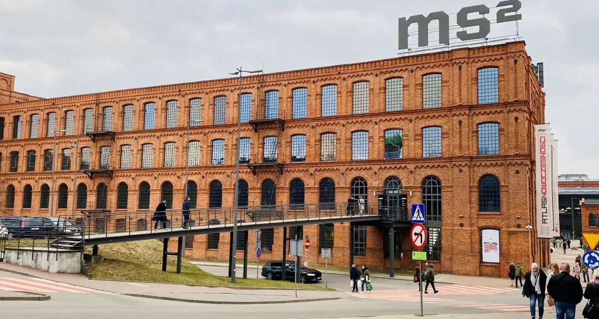 Muzeum Sztuki Łódź: ms1 czy ms2? Planuj wizytę i odkryj awangardę