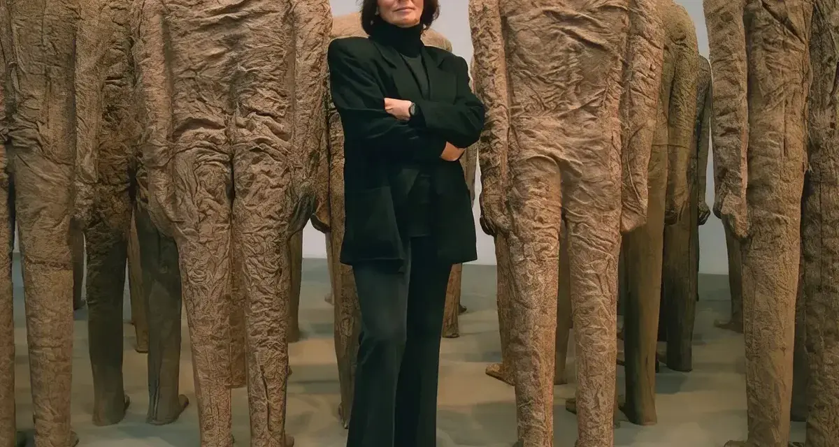 Magdalena Abakanowicz: rzeźby, Abakany i ich głębokie przesłanie