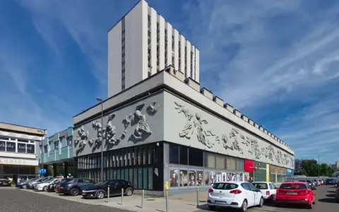 Muzeum Sztuki Nowoczesnej Katowice? Odkryj Śląskie i BWA!