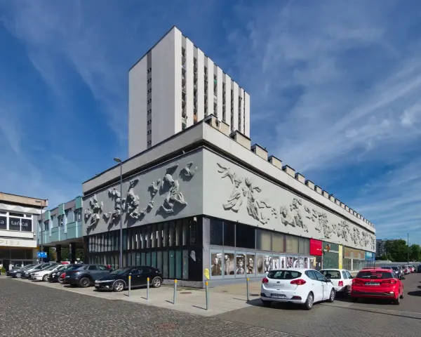 Muzeum Sztuki Nowoczesnej Katowice? Odkryj Śląskie i BWA!