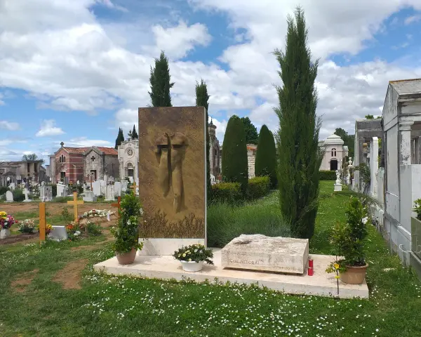 Igor Mitoraj w Pietrasancie: Muzeum, dzieła, grób co zobaczyć?