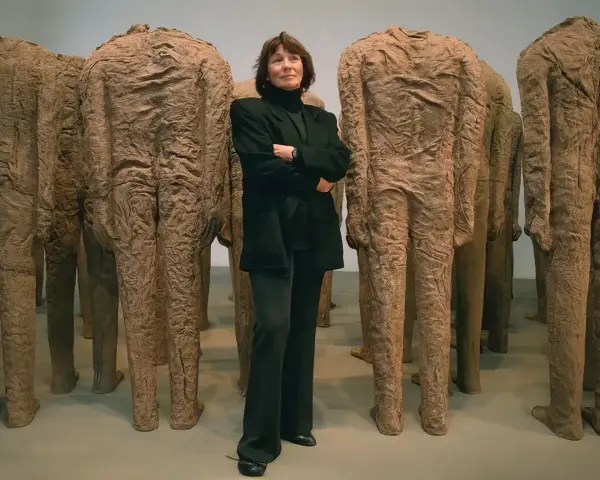 Magdalena Abakanowicz: rzeźby, Abakany i ich głębokie przesłanie