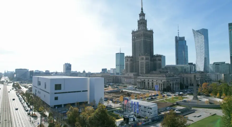 Muzeum Sztuki Nowoczesnej Warszawa: Co musisz wiedzieć przed wizytą?