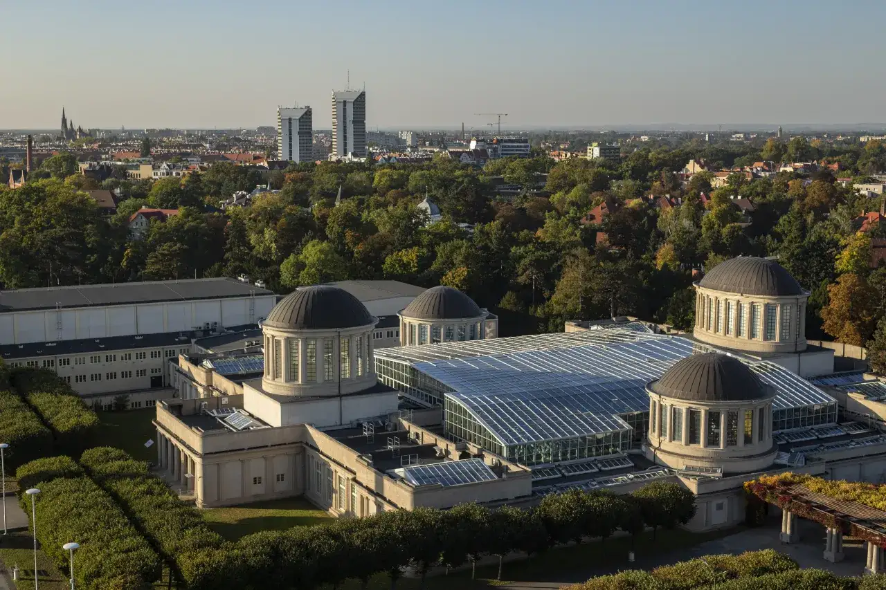 Pawilon Czterech Kopuł architektura i sztuka nowoczesna Wrocław