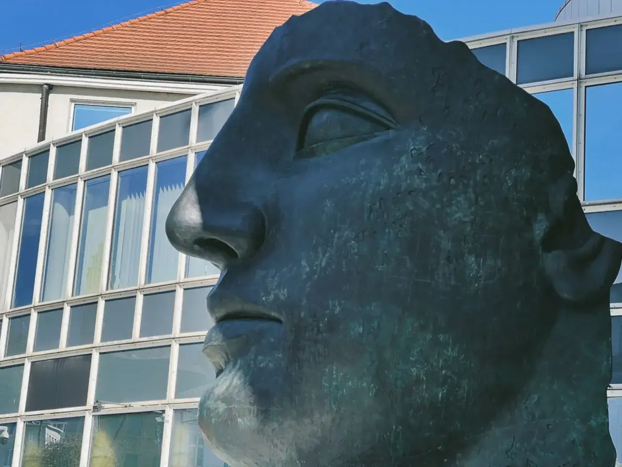 Igor Mitoraj Ikaria La Défense